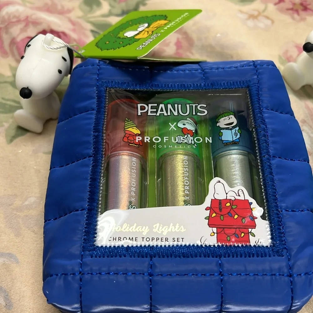 Peanuts, X profusion, cosmetics Chrome topper set & highlighter